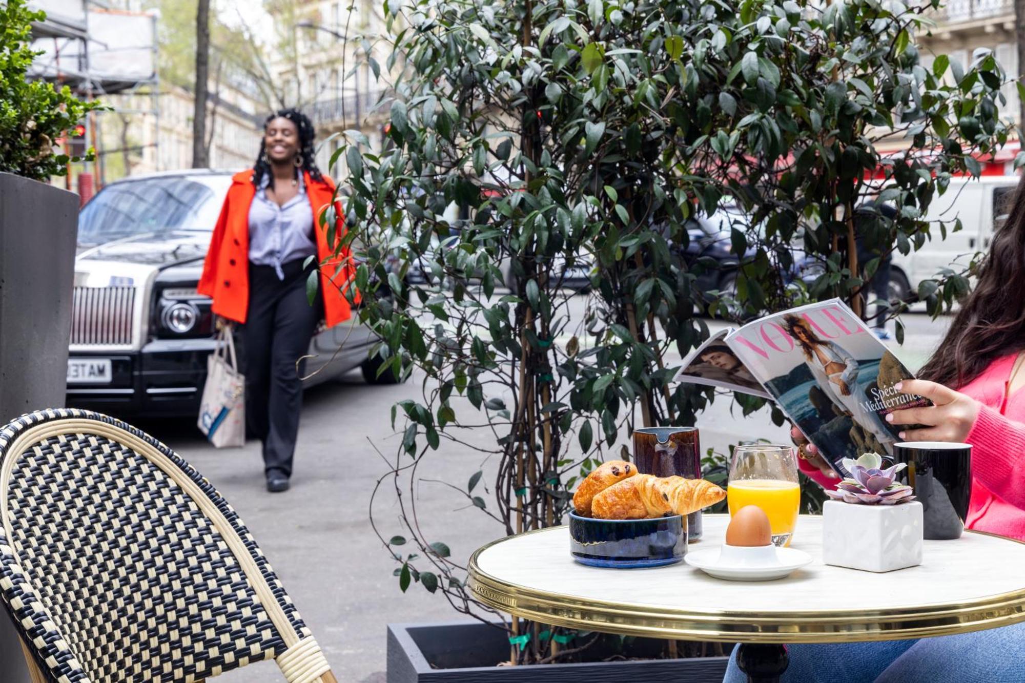 Lennon By Avalon Hotel Paris Gare Du Nord Exterior photo