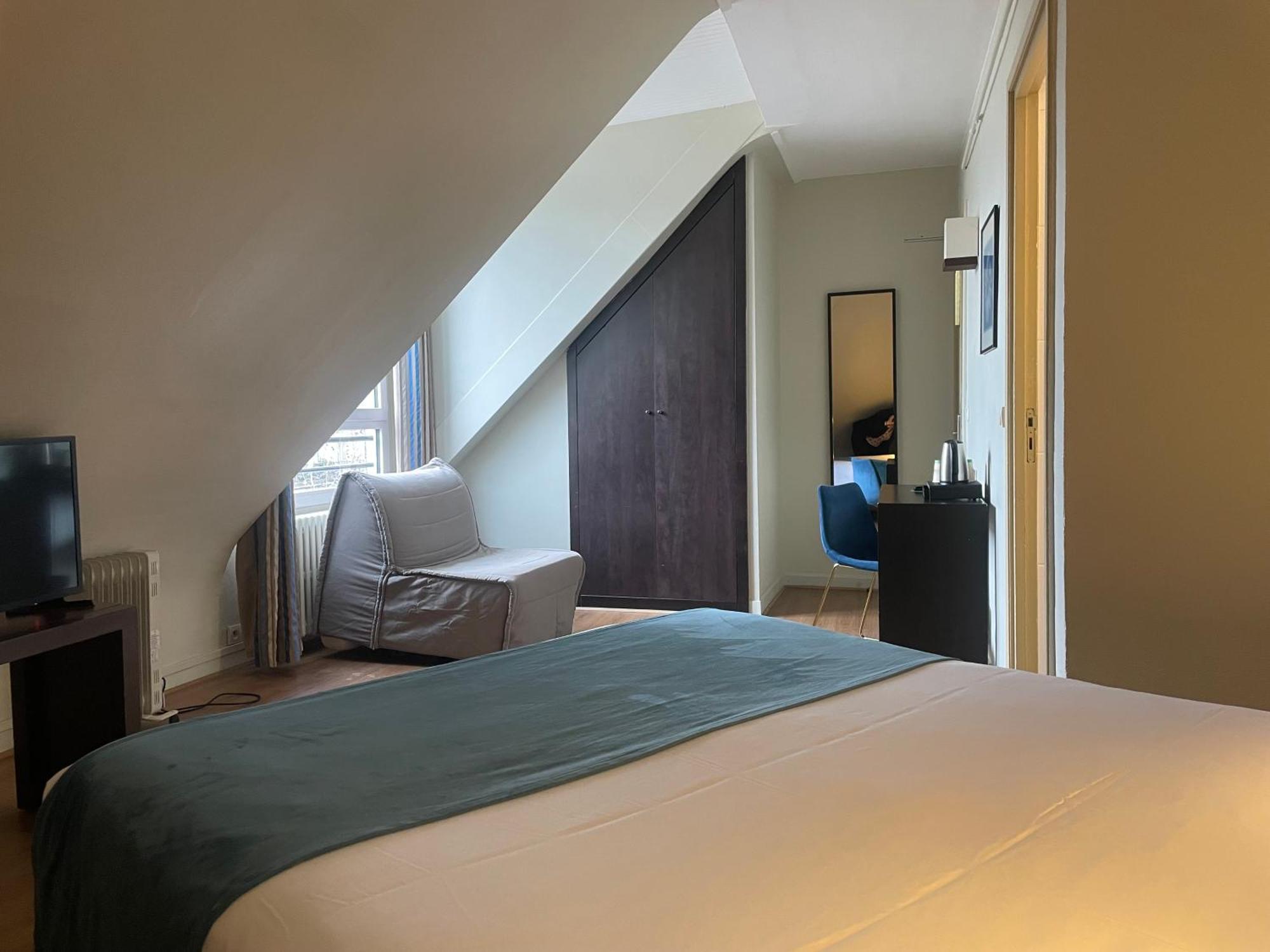Lennon By Avalon Hotel Paris Gare Du Nord Exterior photo