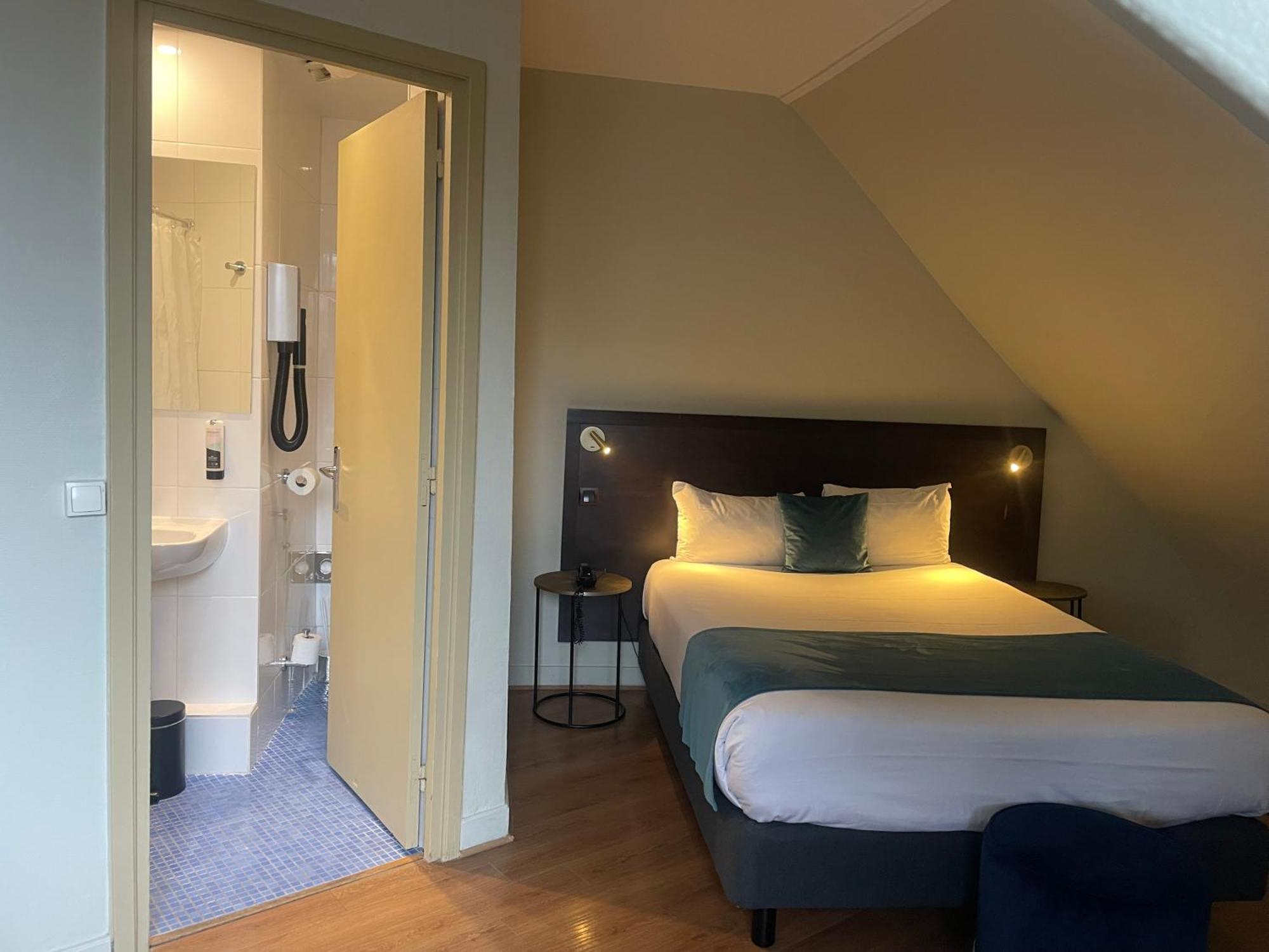 Lennon By Avalon Hotel Paris Gare Du Nord Exterior photo